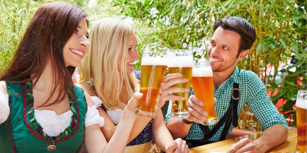 3 Ways Beginners Can Order Beer In German Just Like Natives